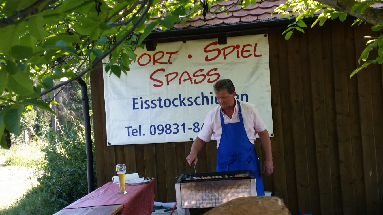 Grillfeier für Helfer Eisbahn am 28.06.2019