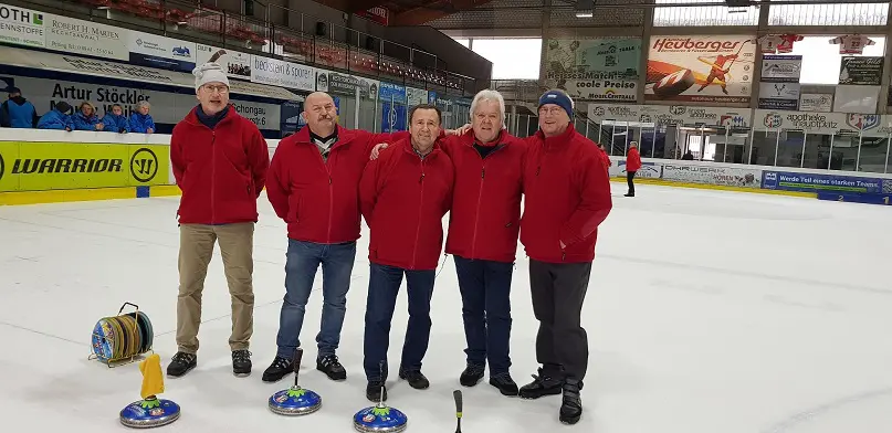 Bayernpokal Senioren Ü 60 auf Eis in Peiting am 11.02.2024